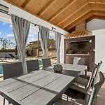 Villa Feniks By Guide Polaca